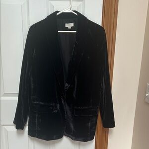 LOFT Women's Black Velvet Blazer